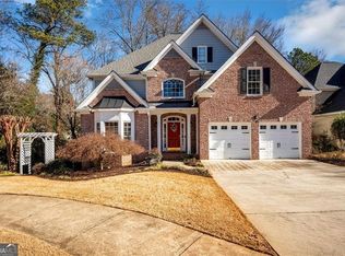 5060 Victory Ridge Ln, Roswell, GA 30075