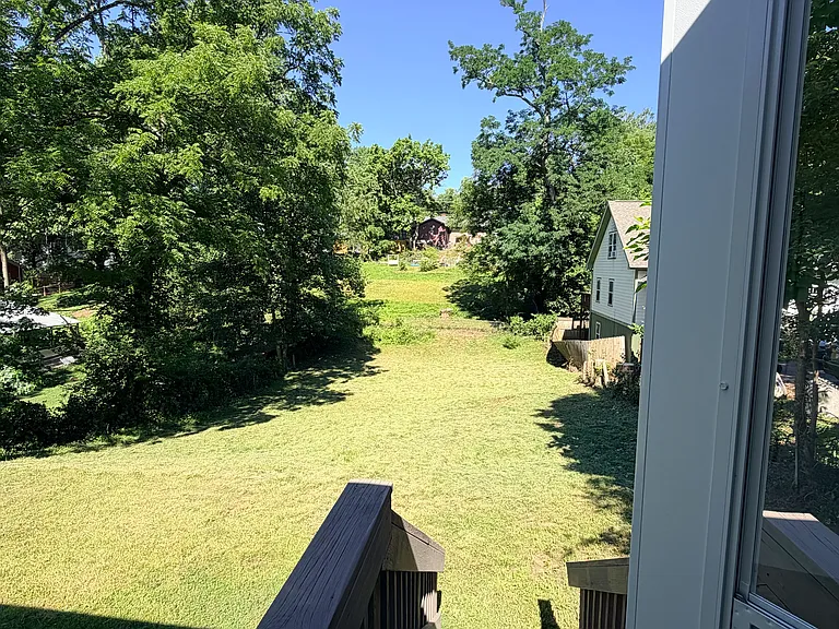 25 Ridge Ave — Photo 14