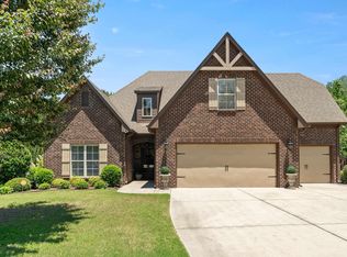 308 Dunrobin Cir, Pelham, AL 35124