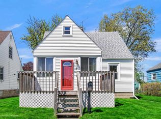 907 175th Pl, Hammond, IN 46324