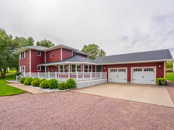 33925 Johnson Dr, Sioux City, IA 51108