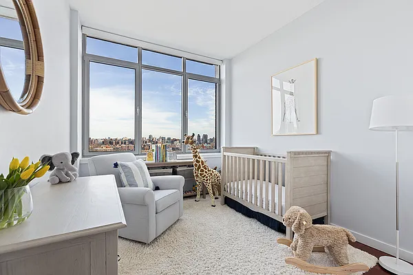 Sold by Compass | media 17