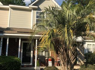 8144 Shadow Oak Dr, Charleston, SC 29406