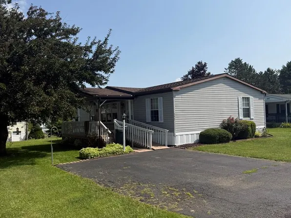 137 Cessna St, Sayre, PA 18840