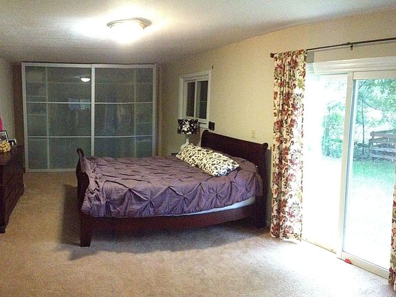 4th image of 140 Moorewood Ave