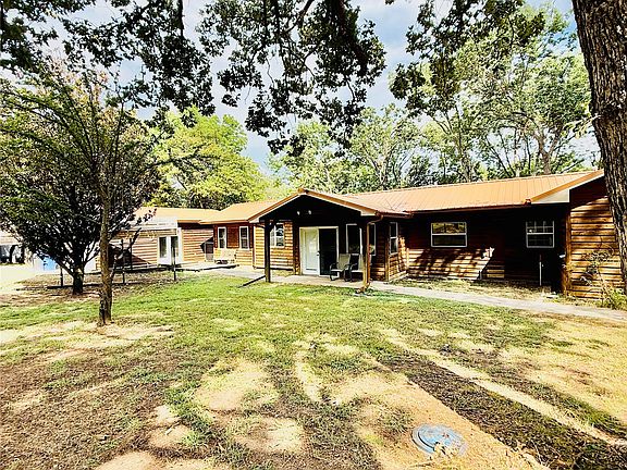 2nd image of 440 Cedar Tree Dr
