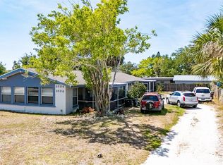 2034 Pine Ter, Sarasota, FL 34231