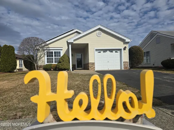 64 Dorset Road, Manchester, NJ 08759