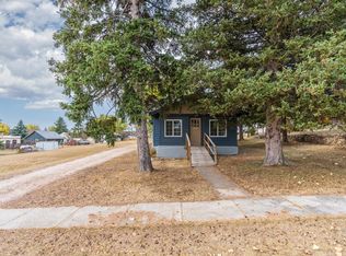 235 N 8th St, Custer, SD 57730