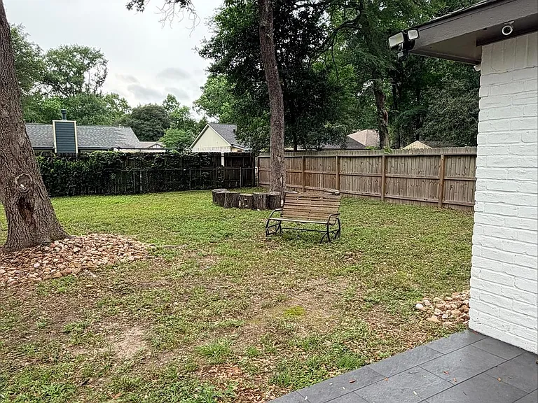 26415 Hunters Hollow Dr — Photo 3