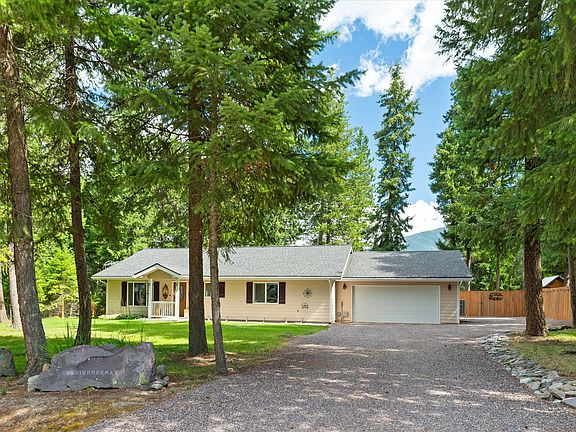 2nd image of 153 Bighorn Way