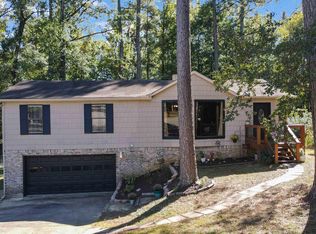 1061 Chateau Dr, Helena, AL 35080