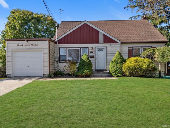 2700 Fox Road, Baldwin, NY 11510