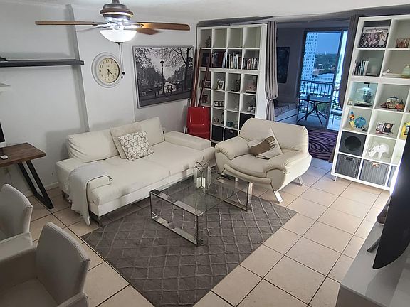 5th image of 2801 NE 183rd St APT 1211