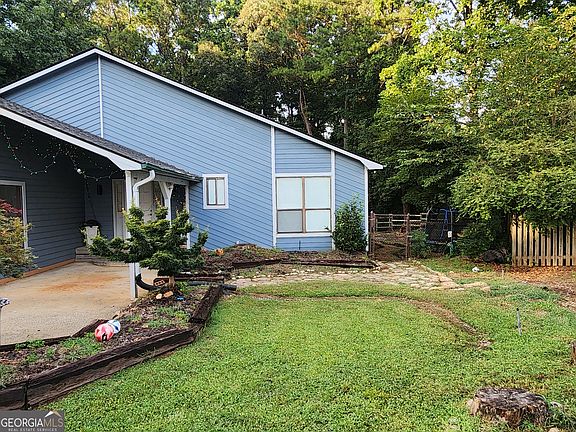 2nd image of 715 Babbling Creek Pl