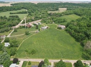 176 Wilbern Rd, Washburn, IL 61570