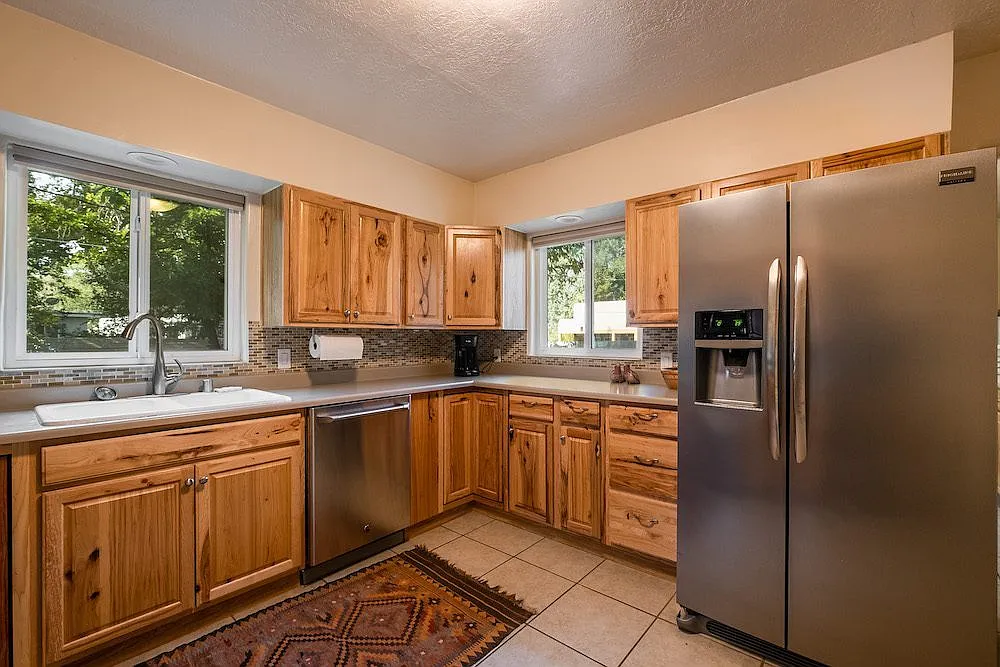 3812 Calle Del Monte NE - 3812... — Photo 4