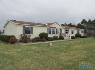 10519 W Elmore Eastern Rd, Oak Harbor, OH 43449