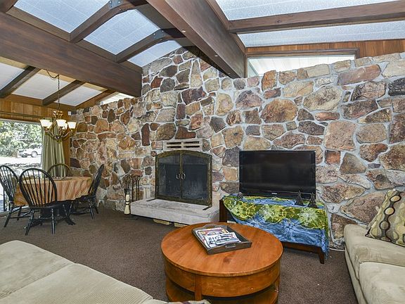 3rd image of 773 Villa Grove Ave
