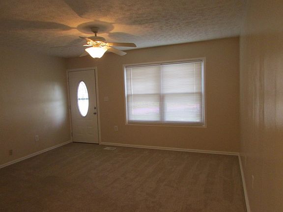 3rd image of 1423 Kylemore Dr