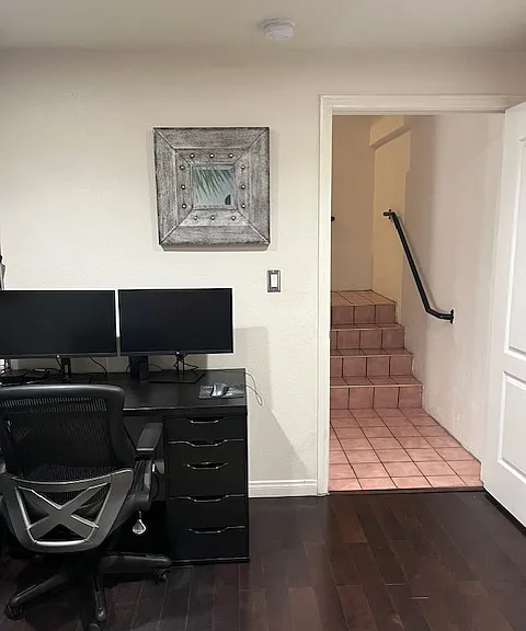 408 W Queen St #109 — Photo 20