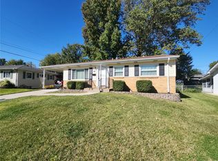 6707 Vineland Dr, Hazelwood, MO 63042