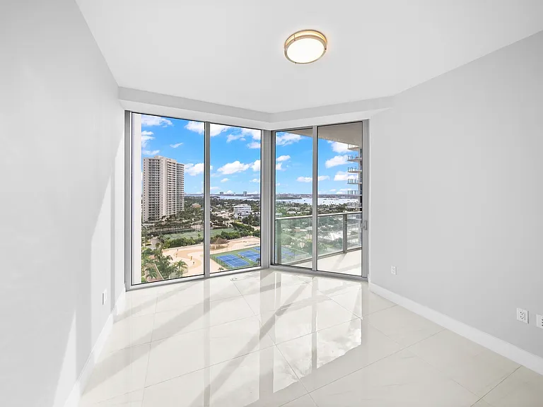 3100 N Ocean Dr #H-1608 — Photo 111