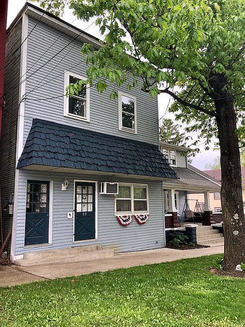 1st image of 17 W Main St #17