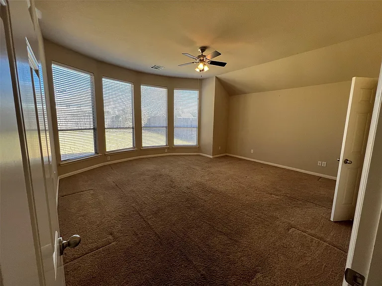 5503 Baby Blue Ln — Photo 17