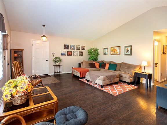 5th image of 1970 Sandalwood Dr