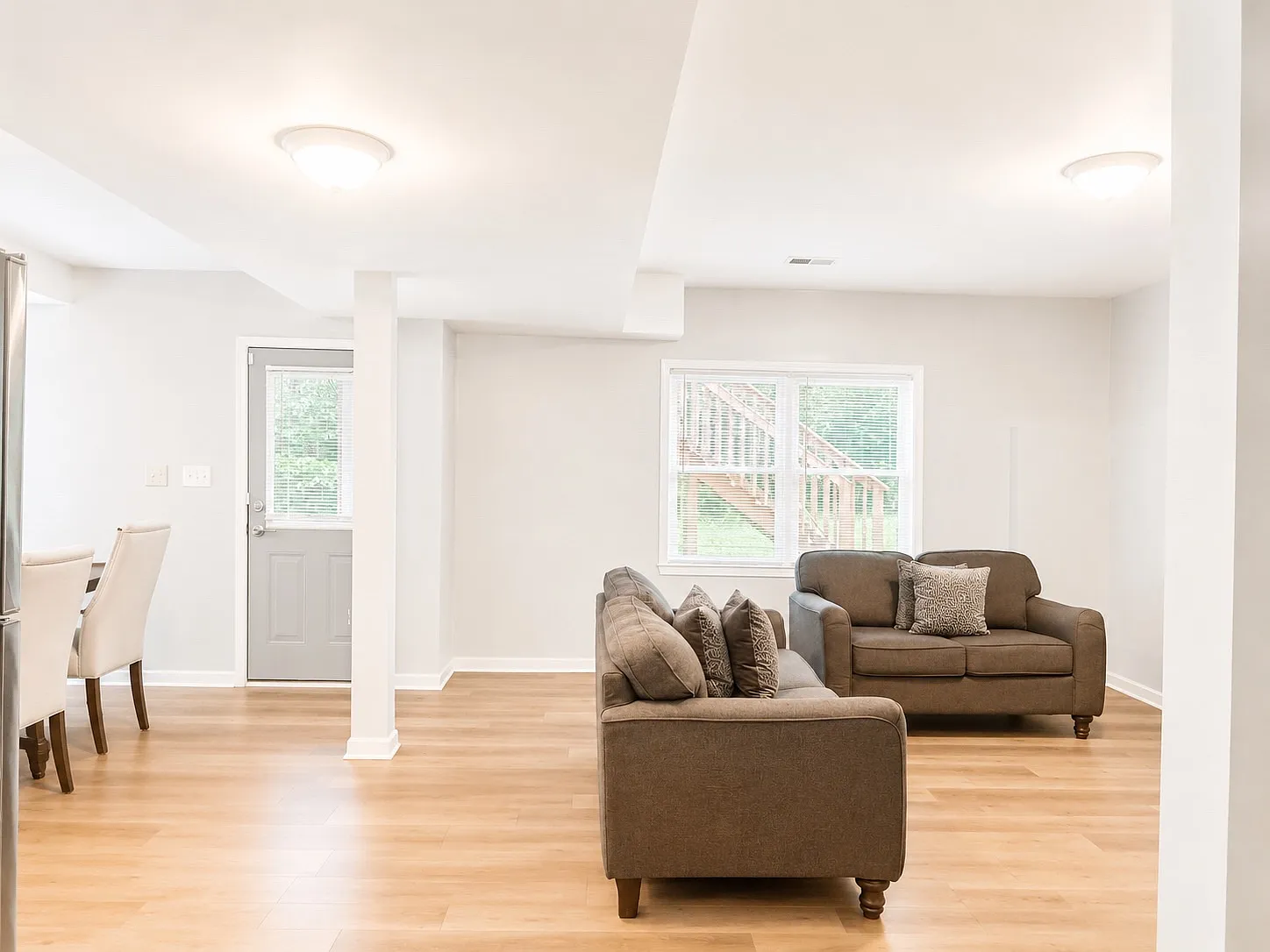 2 bed, 1000 sqft, $1,899 — Photo 4