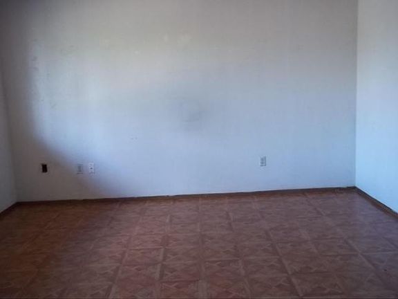 3rd image of 2551 Barbara St