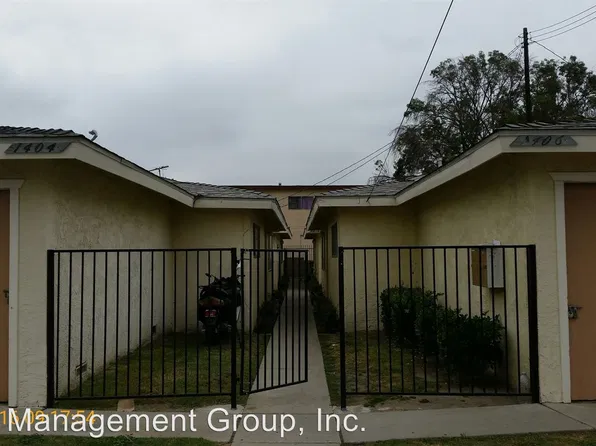 1404 S Tamarind Ave, Compton, CA 90220