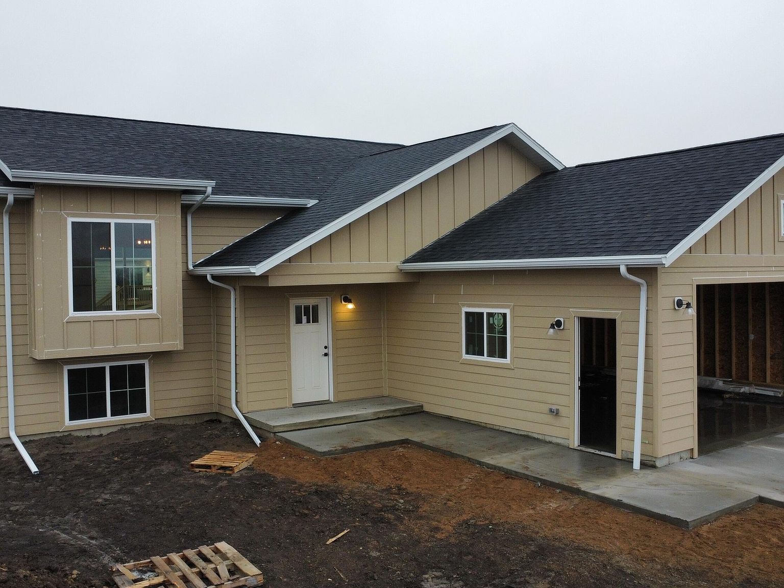 741 Jay Headley Ave, Lake Norden, SD 57248 Zillow