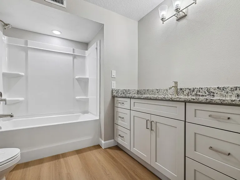 1350 Rio De Janeiro Ave — Photo 10