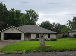3728 Linda Kaye Dr, Longview, TX 75604