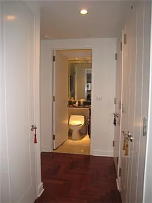 Sold by Trump International Realty | media 12