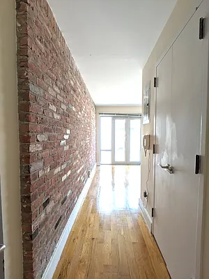 Rented by Mirador Real Estate | media 8