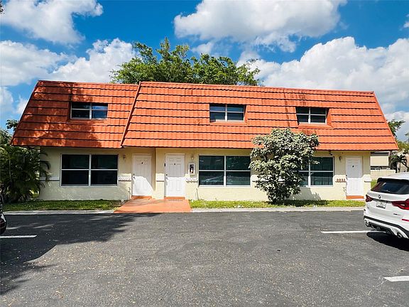 2nd image of 2021 NW 59th Avenue