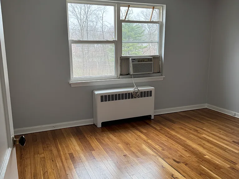 1038 Trout Brook Dr — Photo 10