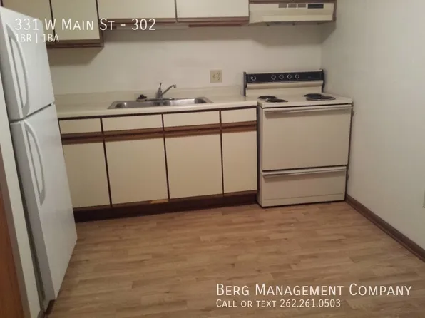 331 W Main St APT 302, Waukesha, WI 53186