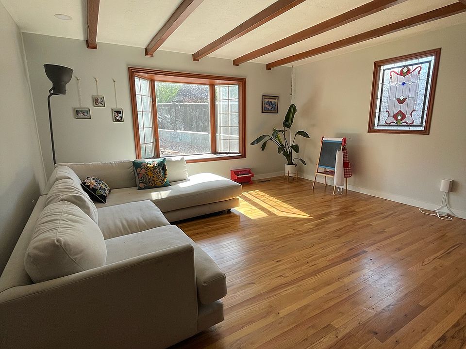 1st image of 3581 E Yosemite Dr