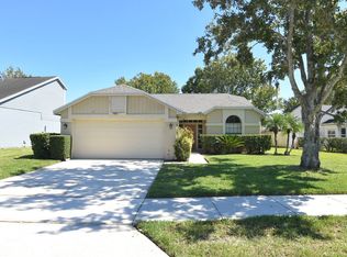 1099 McKinnon Ave, Oviedo, FL 32765
