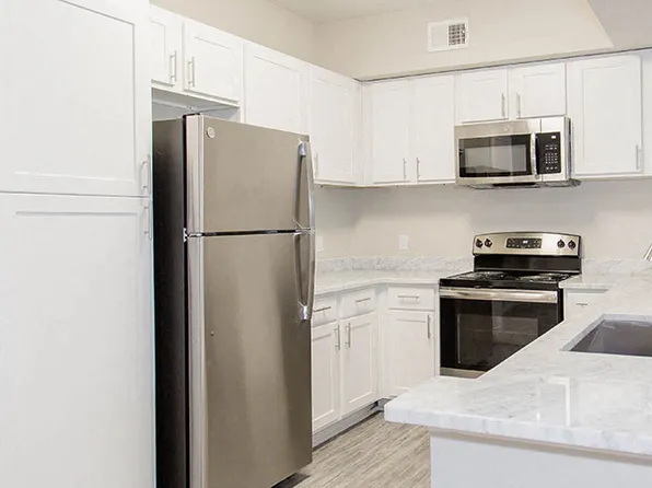 Willow Lake Apartments