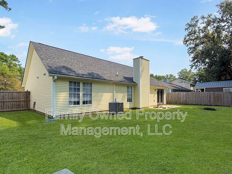 147 Danzid Dr — Photo 32