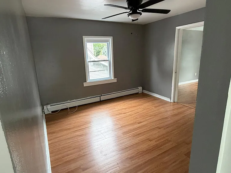 39 Hackensack Ave #2 — Photo 4