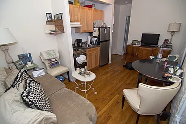 Rented by Park Property Advisors