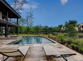 19 S Bayou Club Ct, Spring, TX 77389