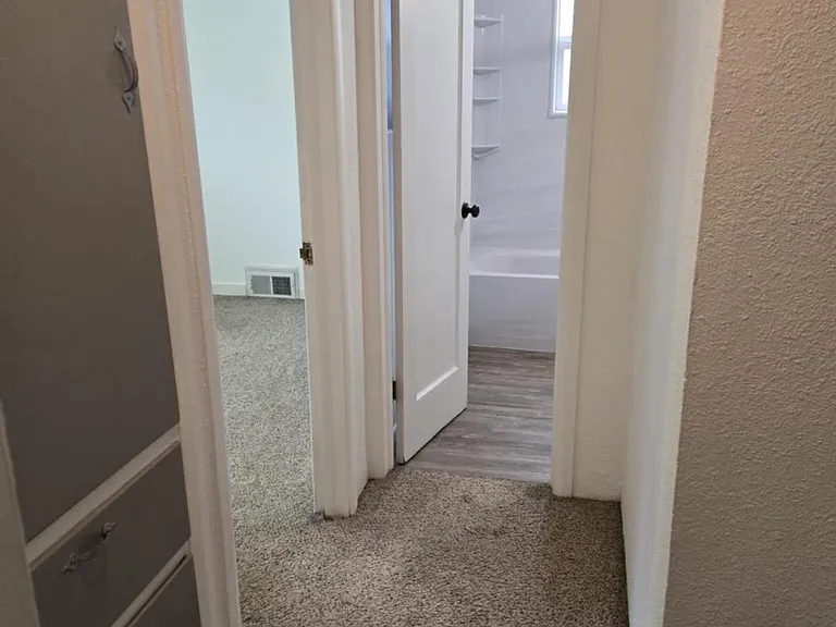 704 S Cedar St — Photo 19