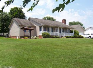 1095 Barr Farm Rd, King, NC 27021